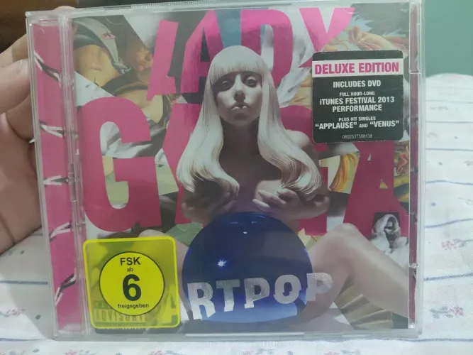 Coleção Lady Gaga - 3 CDs, incluindo ARTPOP da Alemanha ?