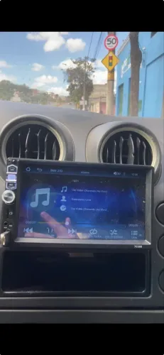 Multimídia com Car play 