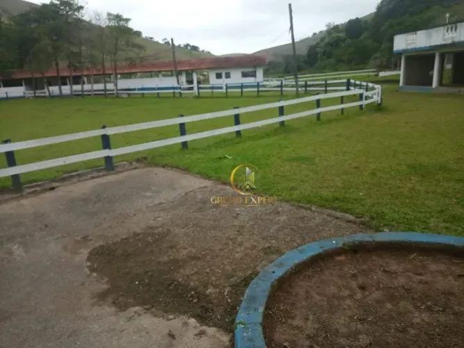 Fazenda há venda com 14 Alqueires em São José dos Campos/SP.