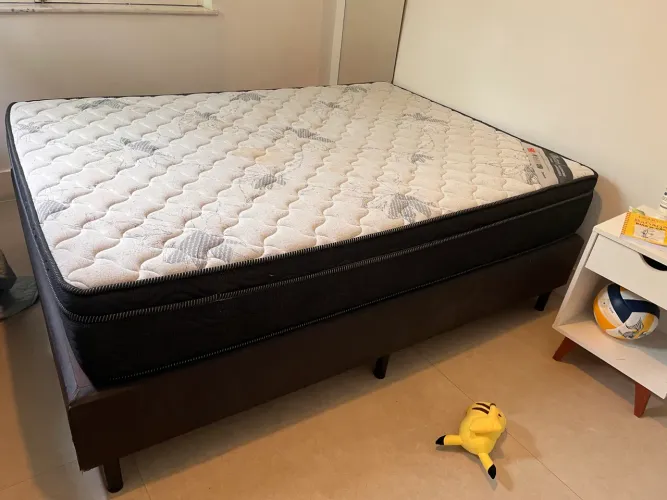 Cama box