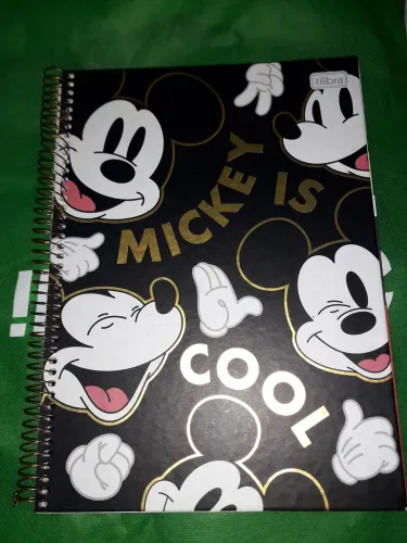 Caderno Mickey