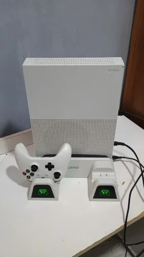XBOX one s all digital 1Tb completo+ base-LEIA A DESCRIÇÃO 