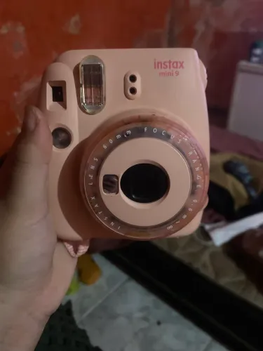 Instax mini 9 semi nova