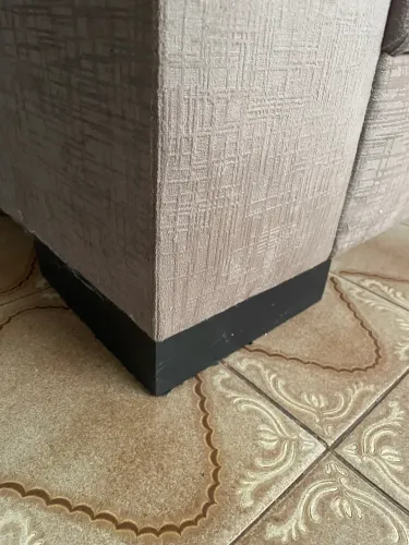 Sofá três lugares