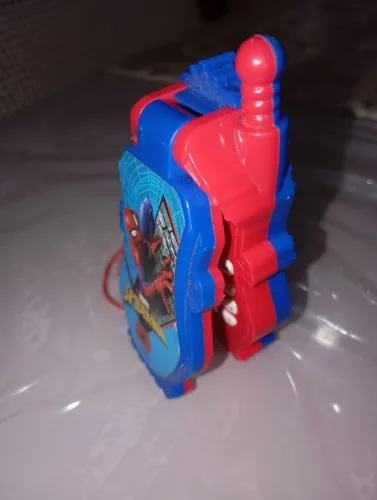 Alto Falante funcionando, HOMEM ARANHA.