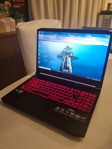 Notebook Acer Gamer Nitro 5 i7 32GB de memória  NVME512GB +1HD DE 1TB. Placa de RTX 3050
