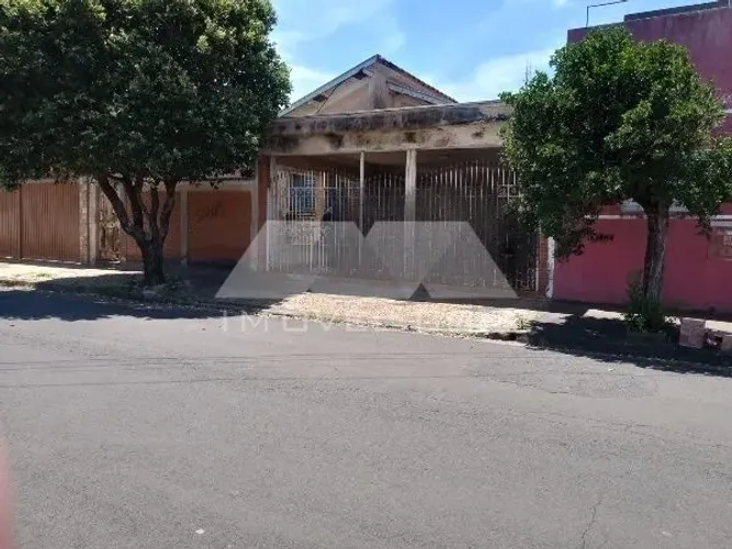 CASA À VENDA EXCELENTE LOCALIZAÇÃO PRÓXIMA À UNESP | ÓTIMA OPORTUNIDADE PARA MORADIA OU I