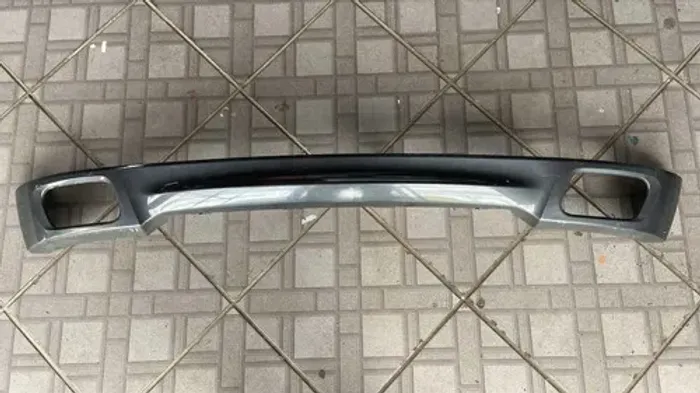 Spoiler Do Pára-choque Traseiro Bmw 750i Msport F01 2013 Cinza