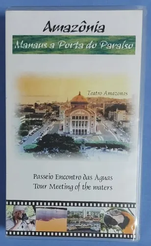 Filme " Amazônia-Manaus a Porta do paraíso " e/ou " Foz do Iguaçu "  em VHS     