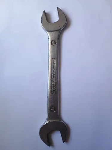 chave fixa de 20 mm x 22 mm da marca Elora