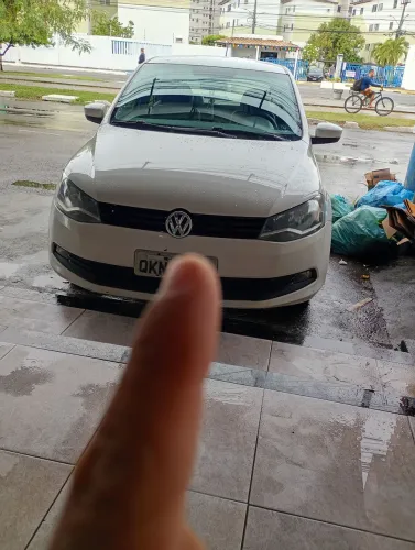 Vendo gol 2014 1.6 com 4 pneus novos todo revisado com chave reserva e manual.