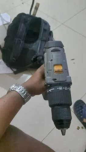 Parafuzadeira Wap ID03 com problema nas ingrenagens