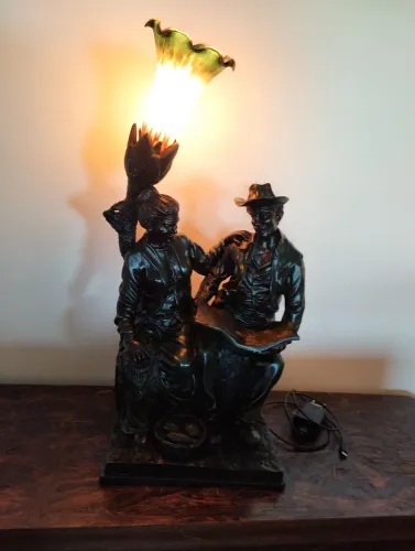 Abajur vintage Santini estilo italiano , casal e cúpula tulipa Art nouveau