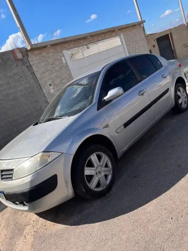 Renault Megane Sedan Dynamique Hi-flex 1.6 16V 2007