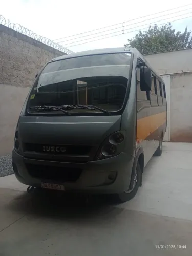 Iveco Daily Chassi 70c16 Massimo 3.0 16V Turbo Diesel Mec. 2011