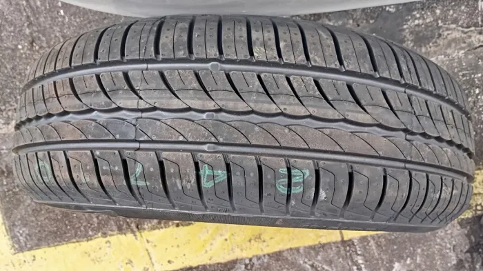 Pneu 175/65R14 Pirelli Cinturato P1 novo