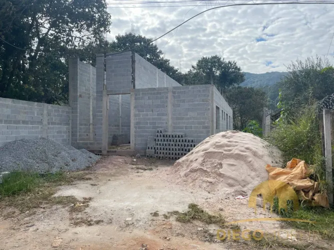 Casa Térrea com Piscina e Área Gourmet! - Oportunidade em Terra Preta