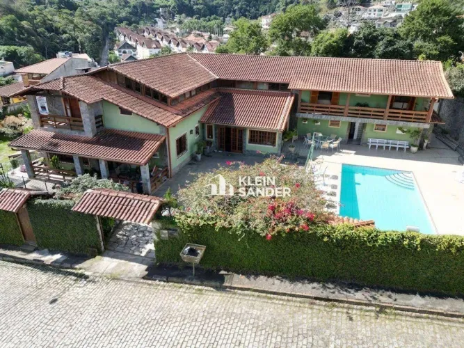 Casa com 8 dormitórios à venda, 955 m² por R$ 3.960.000,00 - Braunes - Nova Friburgo/RJ