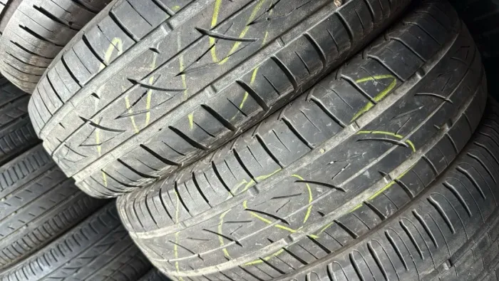 Pneu 185/70/14 Firestone  75 % vida util 