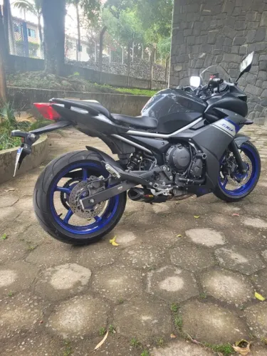 XJ6F ABS 2015 troco por moto maior ou menor ou carro