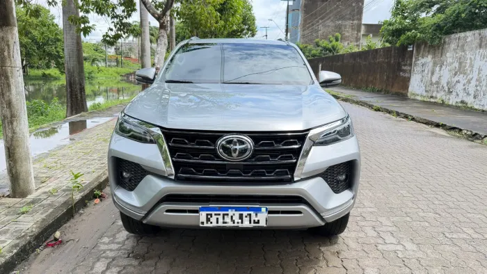 Toyota Hilux SW4 SRX 4X4 2.8 TDI 16V Dies. Aut. 2021