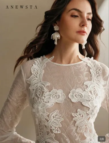 Vestido Peplum Bordado Floral