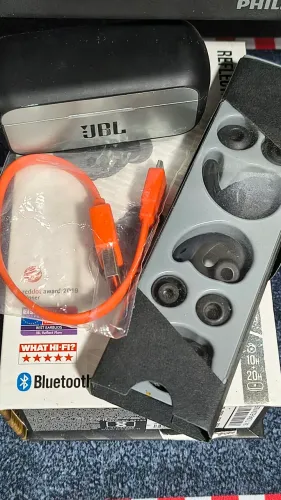 Fone bluetooth JBL Reflect Flow