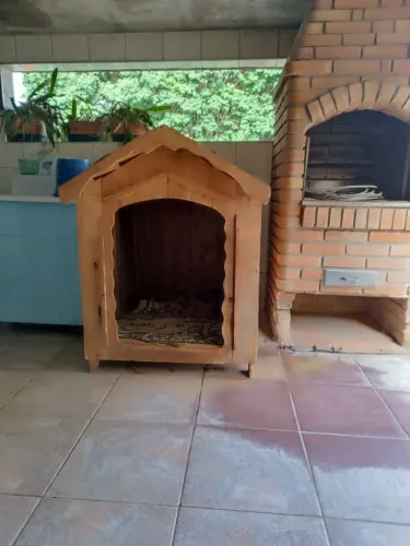 Casa de madeira para Cachorro