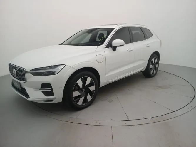 Volvo XC-60 T-8 Ultimate 2.0 AWD (híbrido) 2024