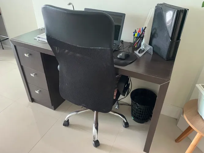 Escritório computador com 3 gavetas 