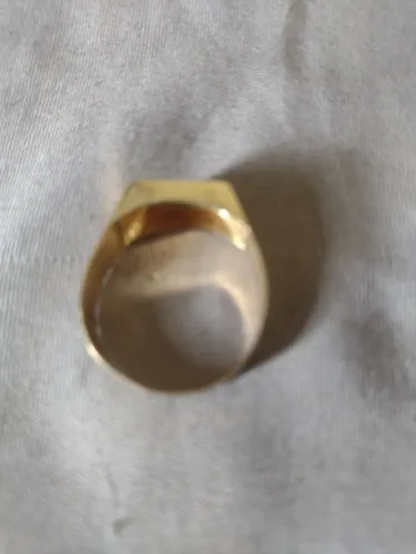 Anel de ouro 2,8 g