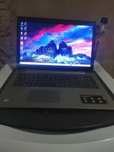 Notebook a venda