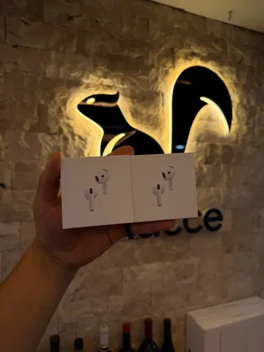 Air Pods 4 ACN