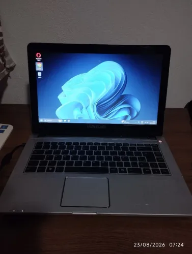 Notebook I5 microboard windows 11