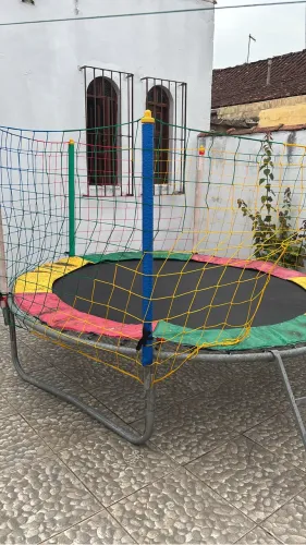 Cama elástica grande
