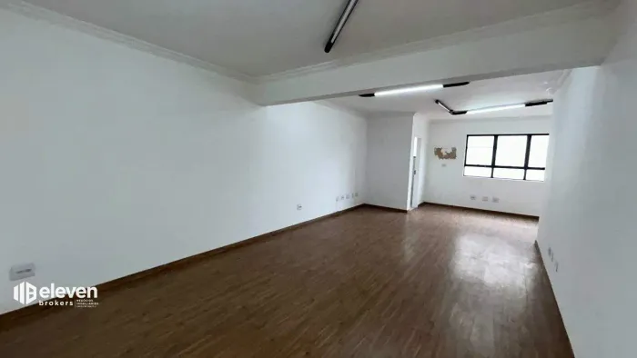 Ponto Comercial à Venda na Vila Mathias, Santos Aceita Financiamento e Permuta