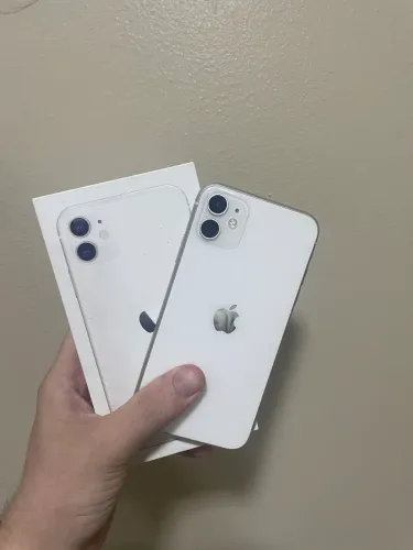 iPhone 11