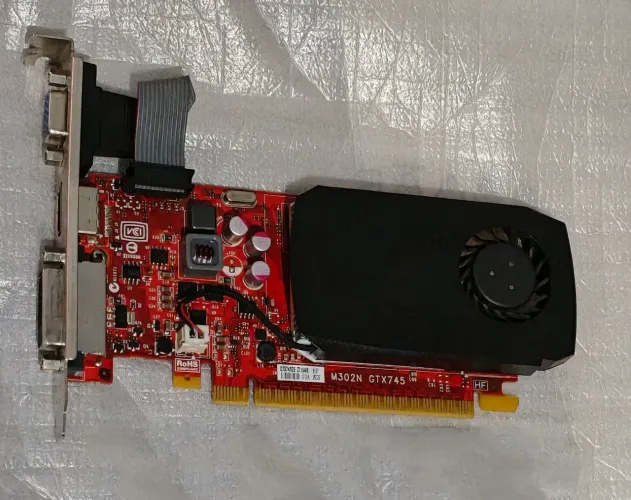 Placa de Vídeo NVIDIA GTX 745 4GB 
