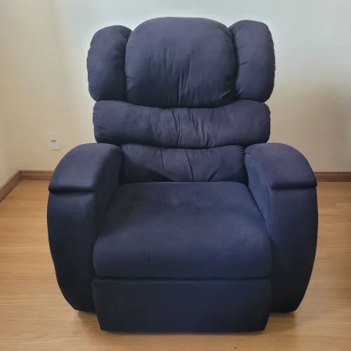 Poltrona Super reclinável