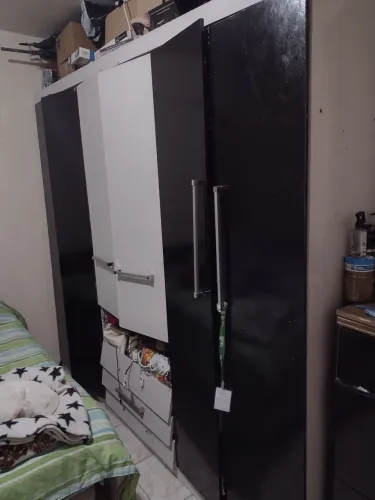 Guarda roupa de casal 
