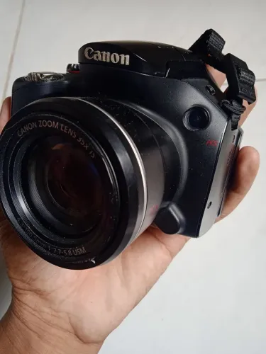 Canon PowerShot SX40 HS.