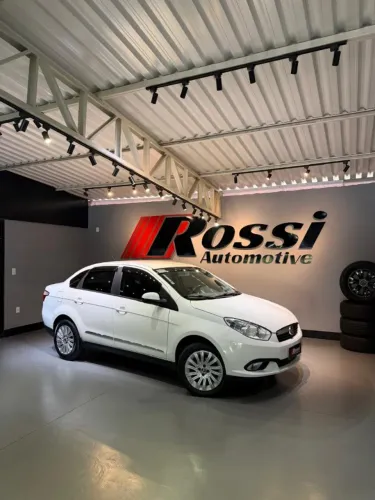 Fiat Grand Siena Essence 1.6 Flex 16V 2016