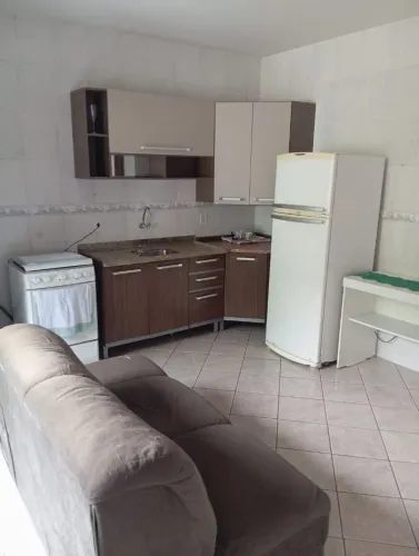 Alugo apartamento