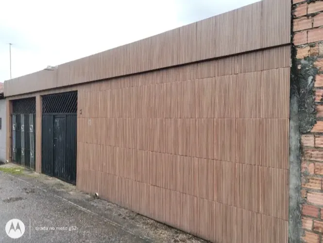 Casa 3/4 C/ Quintal e Garagem