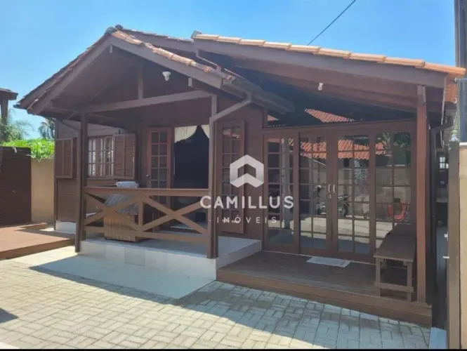 Casa com 3 dormitórios à venda, 100 m² por R$ 689.000,00 - Morro das Pedras - Florianópoli