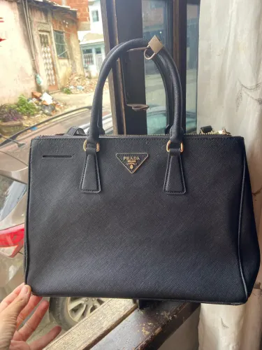 bolsa preta prada Saffiano