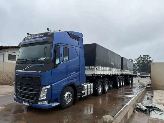 Volvo FH 540 TRAÇADA 
