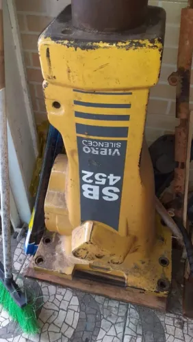 Rompedor hidraulico Atlas Copco SB452