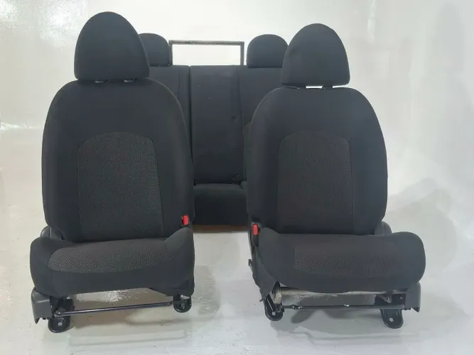 JOGO banco Nissan march e versa