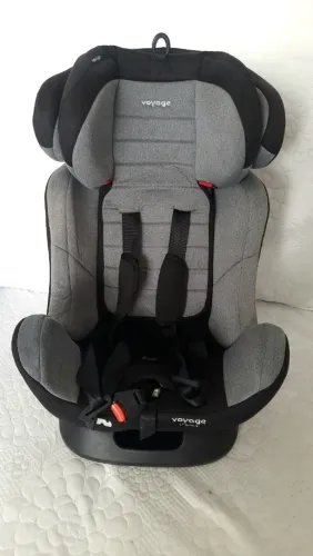 Cadeira para carro.
